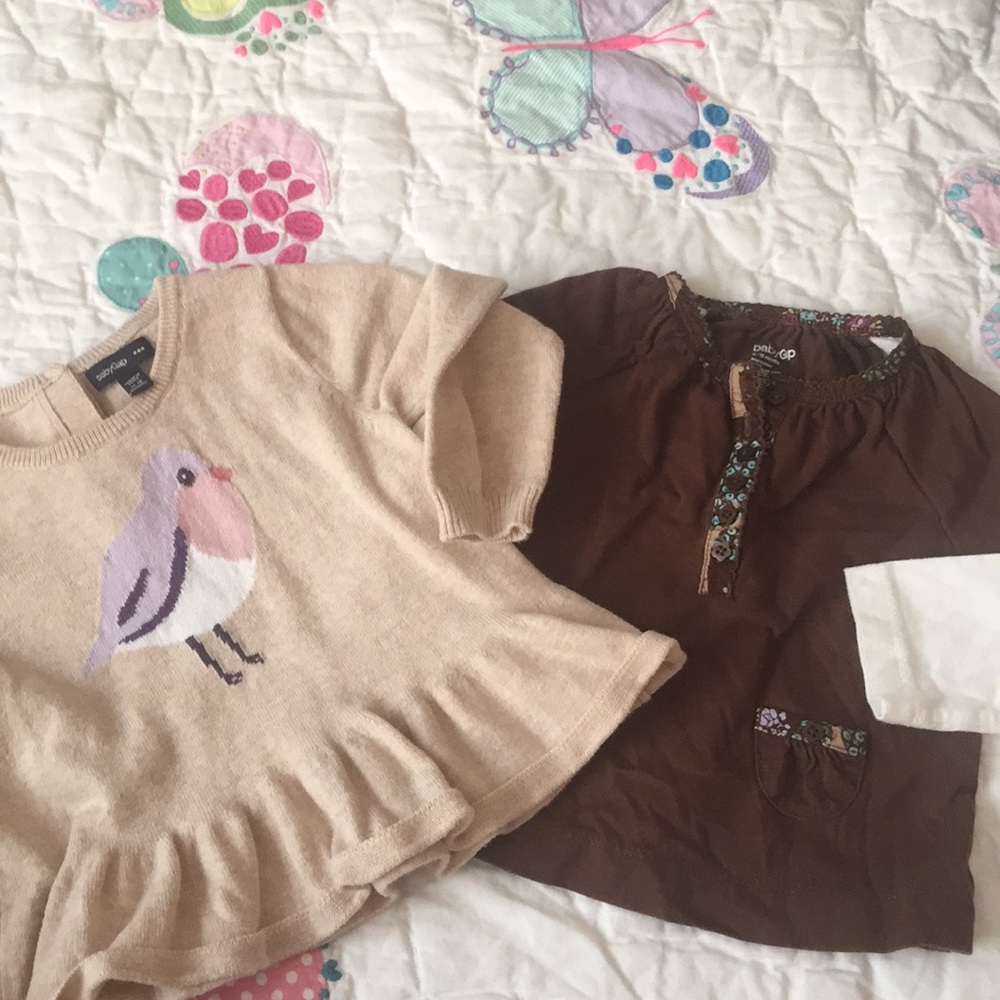 Gap shirts 🍼